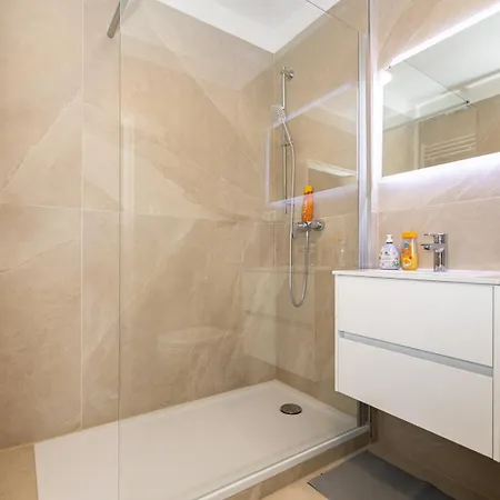 Penthouse Mit Ausblick 아파트