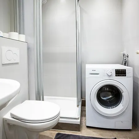 아파트 Penthouse Mit Ausblick 뷔르츠부르크